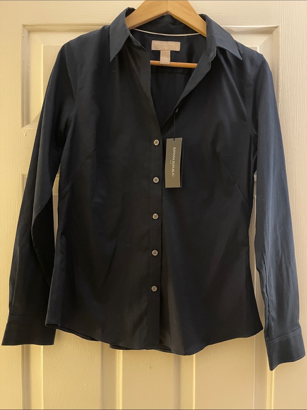 Banana Republic Navy Classic  Button-Down Women's Fitted Shirt Size 10